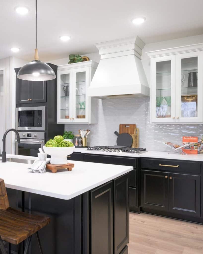 Black Lower Cabinets and a White Hood