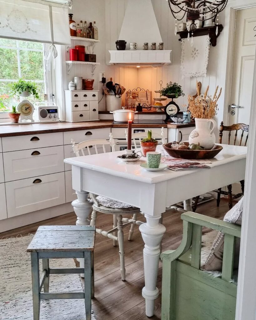 Layered Cottage Core Kitchen Textiles