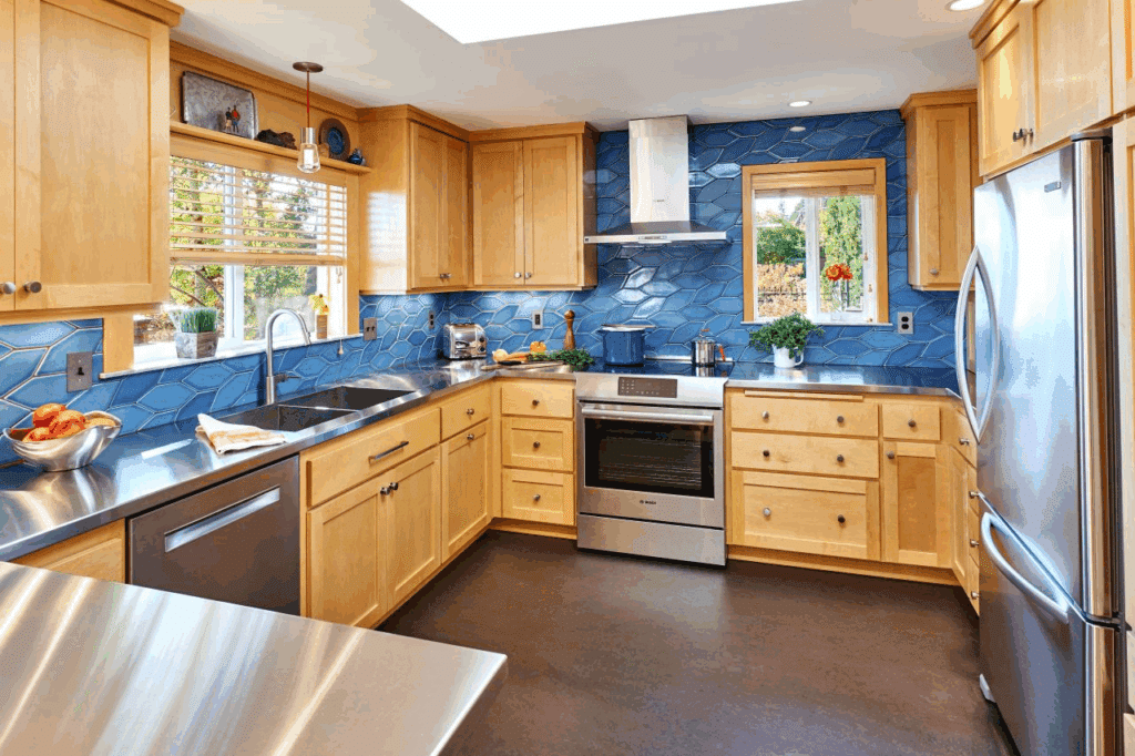 Bold Backsplash with Maple Cabinets