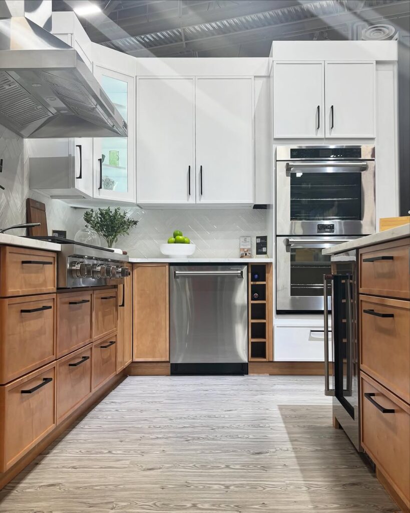 Contrasting Maple Cabinetry