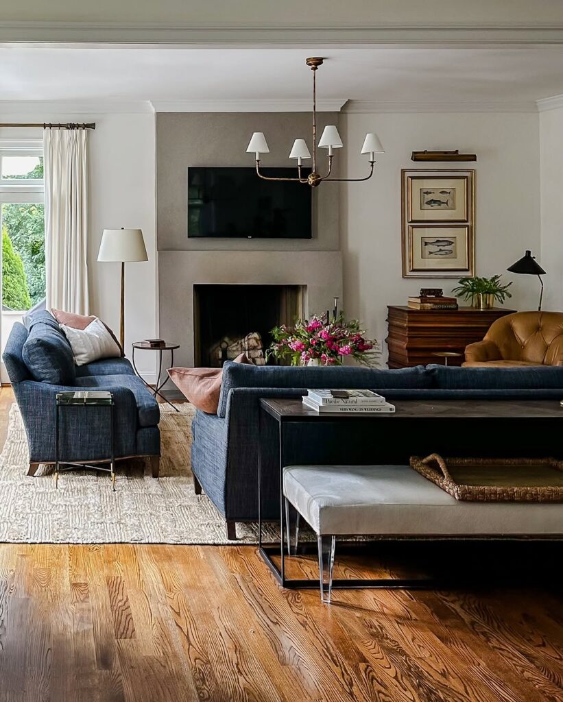 Navy Room with Warm Neutrals