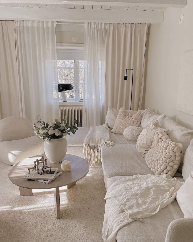 Sunlit Beige Lounge with Cream Layers
