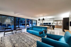 15 Trendy Blue and Black Interior Design Ideas