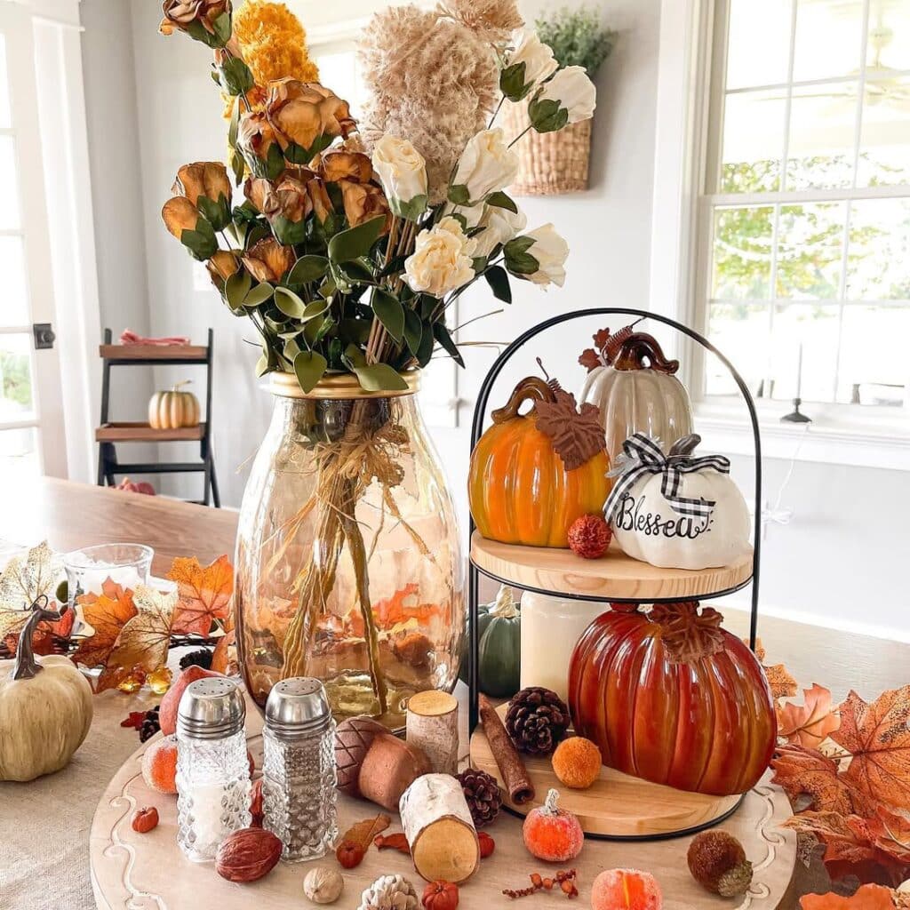 Fall table for cozy meals
