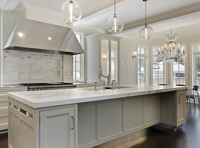 kitchen-with-white-carrara-marble