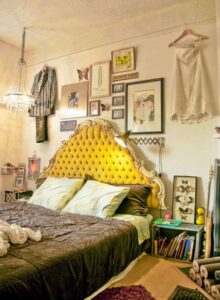 15 Happy and Inspiring Yellow Bedroom Ideas