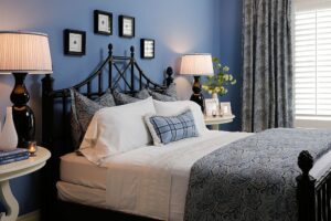 15 Trendy Blue and Black Interior Design Ideas