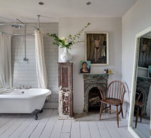 20 Stylish Bathroom Decorating Trends You Need to See