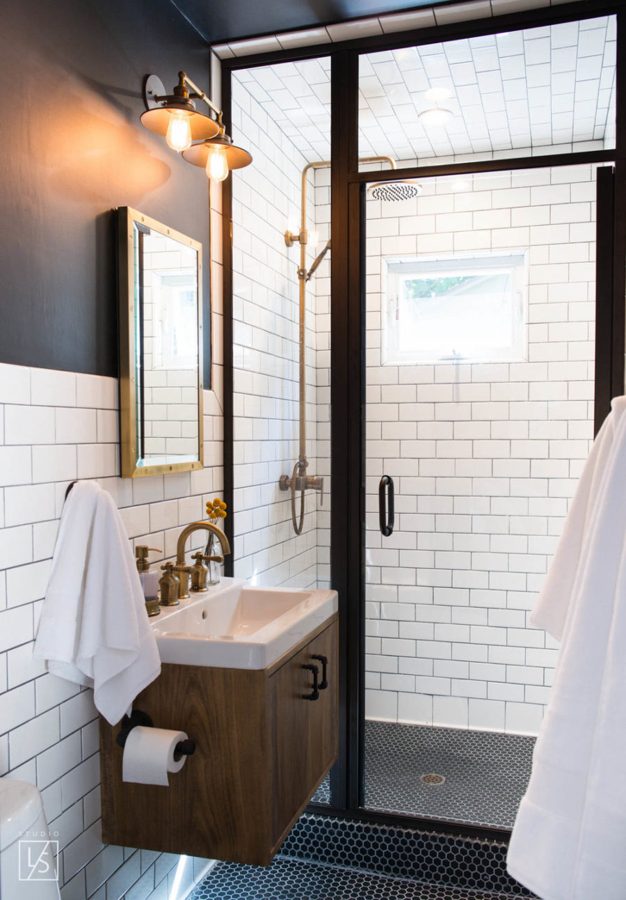 Small bath with a shower stall