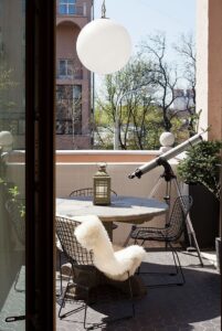 25 Small Balcony Decorating Ideas with an Urban Touch