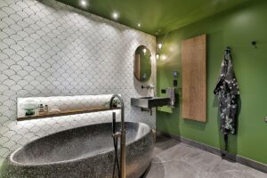 20 Trending Bathroom Color Schemes to Try This Season