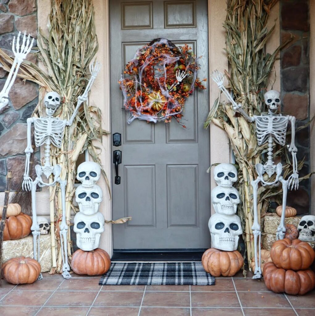 Harvest Halloween Skeleton Guard Entry