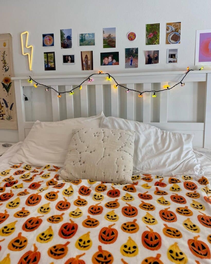 Minimalist Halloween Pumpkin Bedding