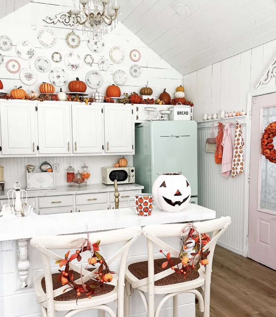 Retro Farmhouse Kitchen with Fall Decor
