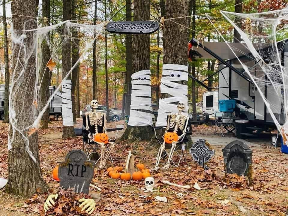 Skeleton Campground Graveyard