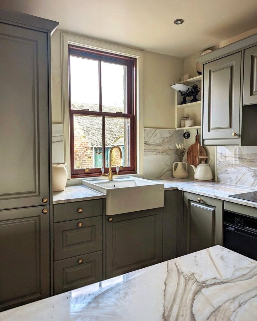 Cottage Kitchen in Olive Creamstone
