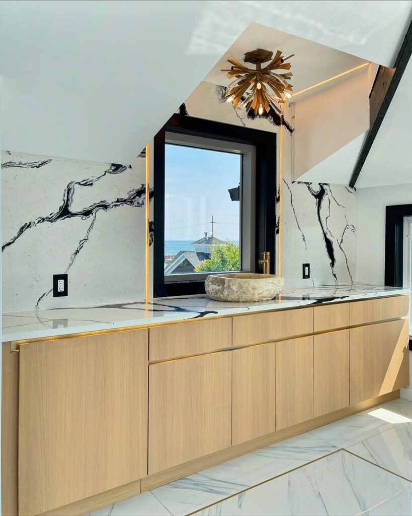 Handleless Cabinet Design