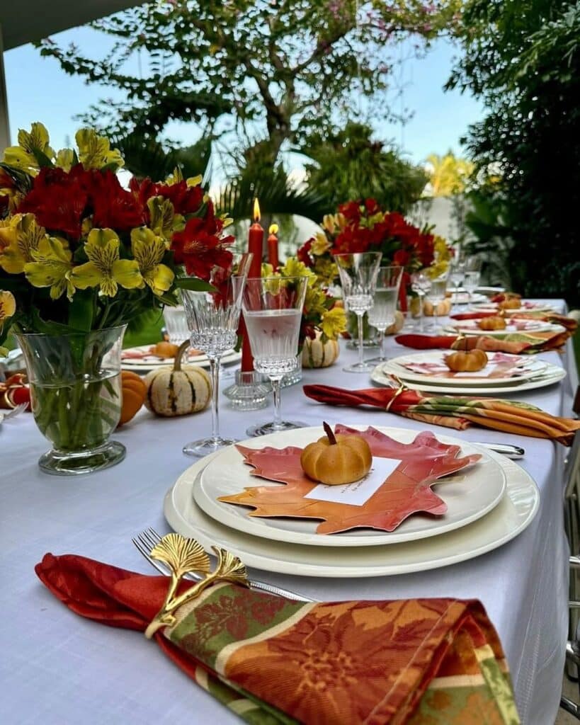 Thanksgiving Table Autumn Garden Glam and Leaf Chargers