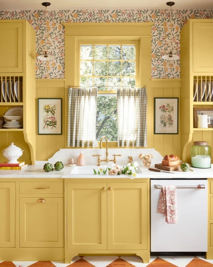 Vintage Country Kitchen