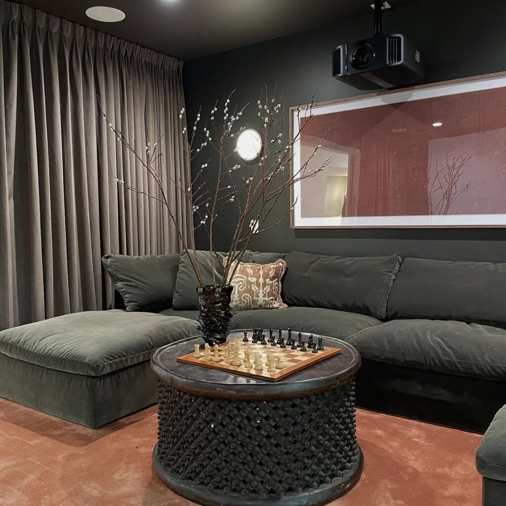 Velvet Den