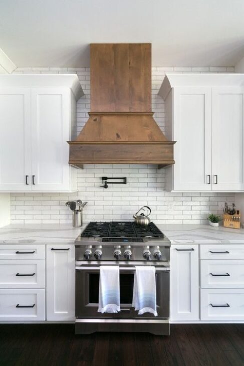 30 Farmhouse Range Hood Ideas to Design Your Perfect Kitchen