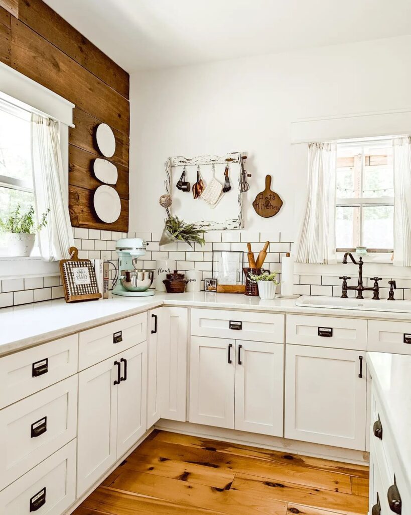 Black Hardware on White Cabinets