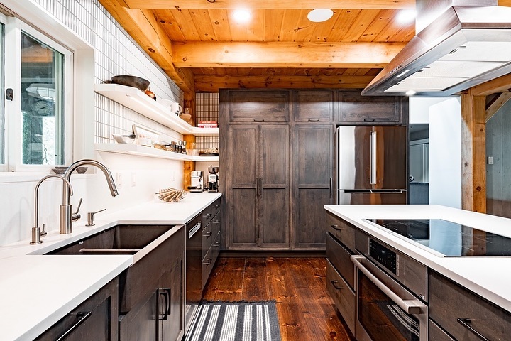 Light Countertops Dark Wood