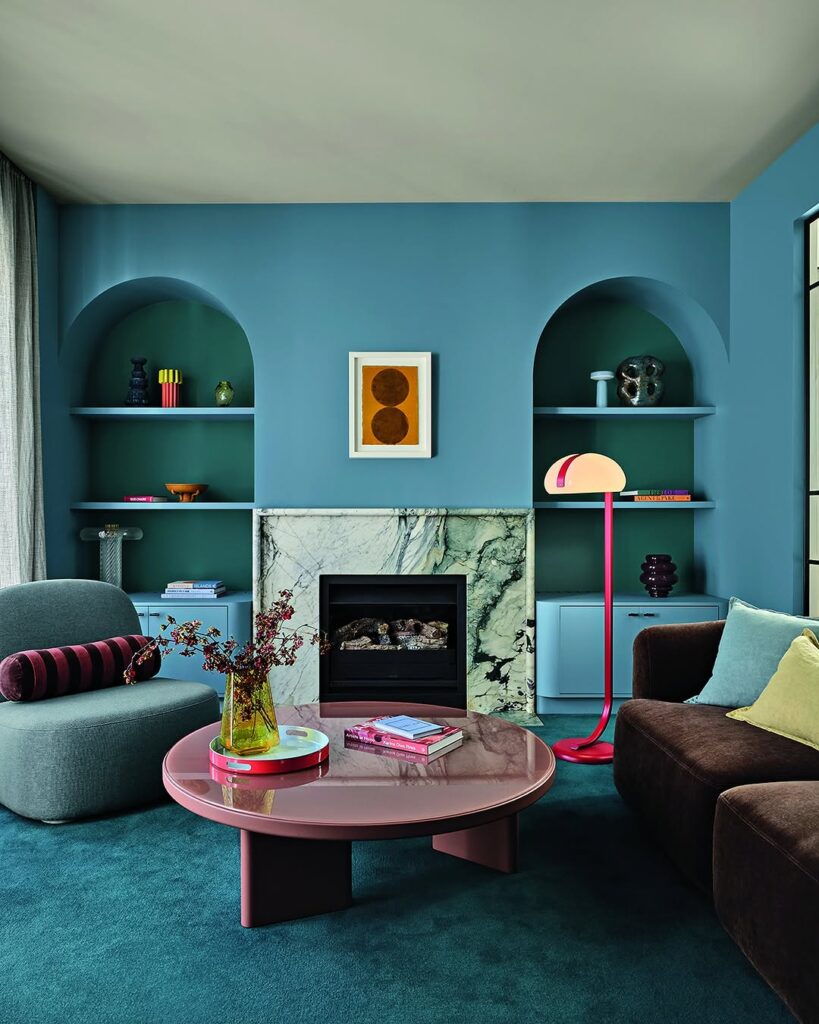 1960s Arched Alcove Lounge