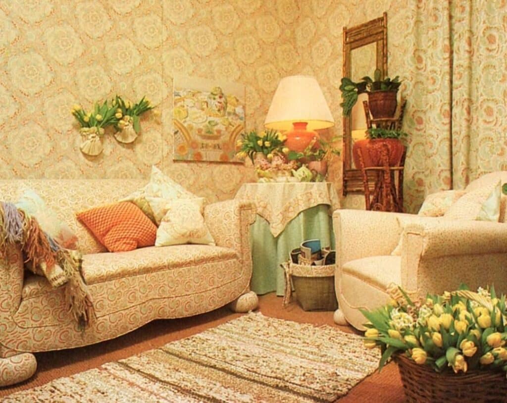1980s Pastel Floral Cocooning