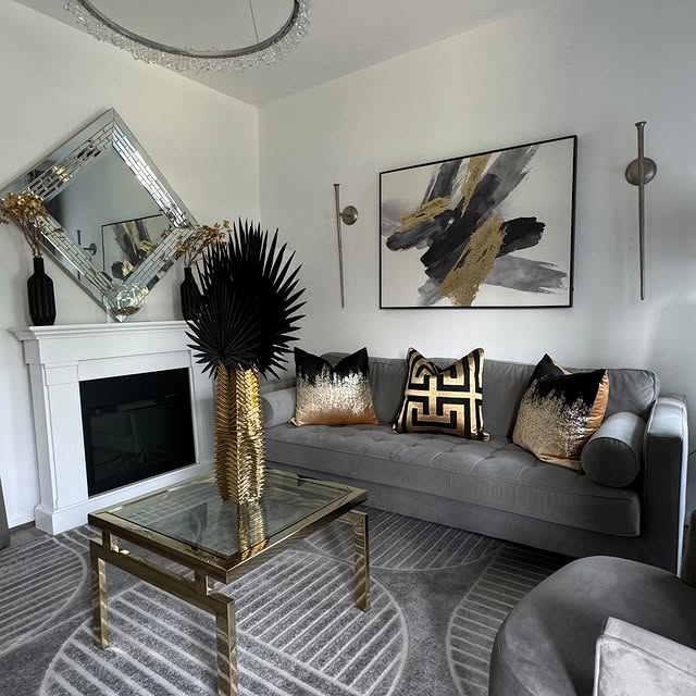 Black and Silver Accent Lounge
