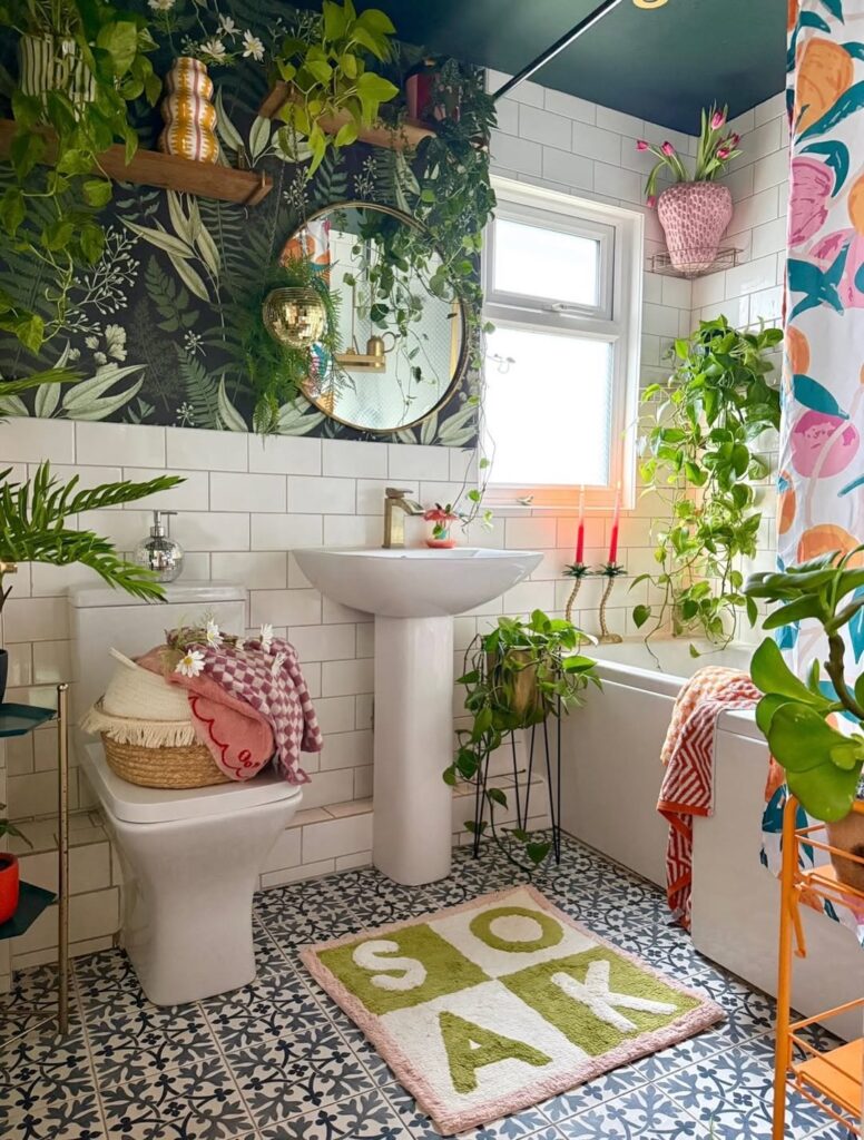 Botanical Jungle Pattern Bath Corner