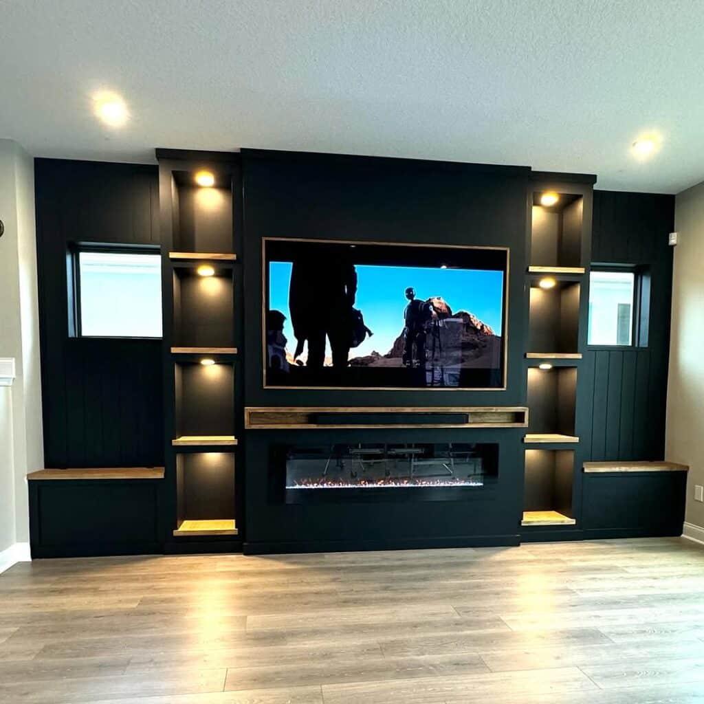 Built-In Charcoal Media Feature
