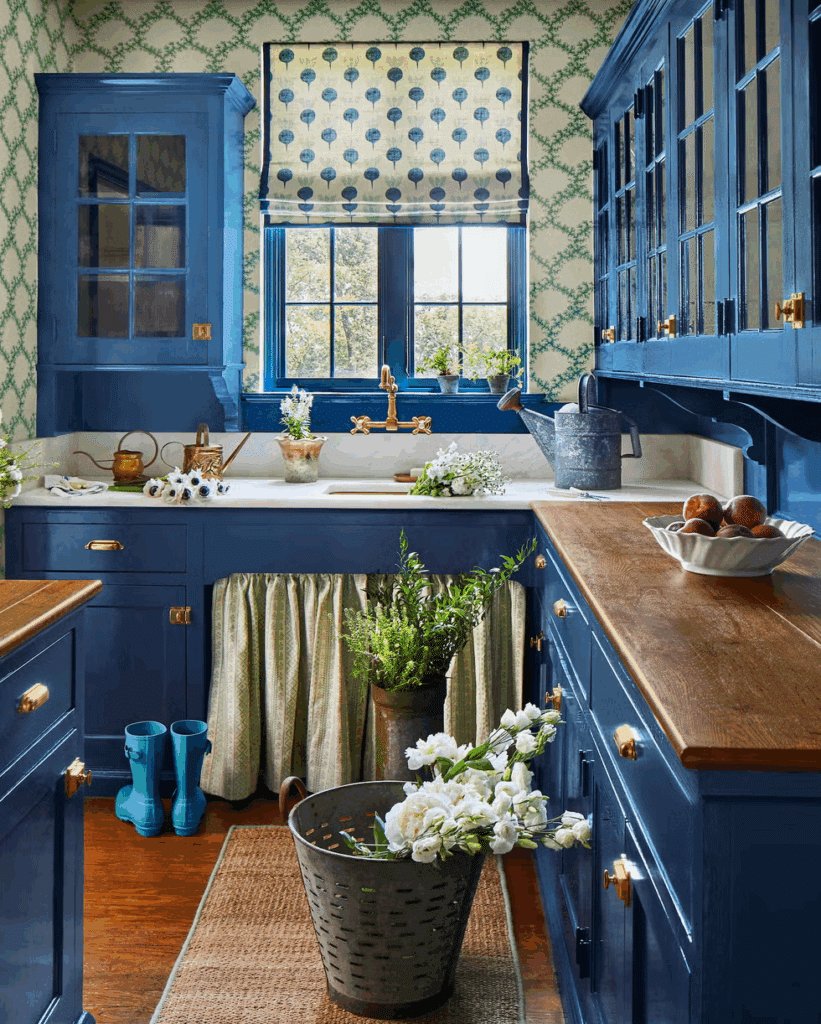Cabinets in Bold Colors