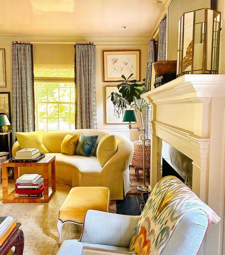 Classic Buttercream Lounge