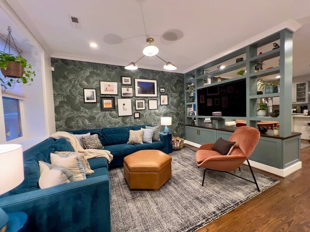 Comfortable Botanical Green and Teal Living Room