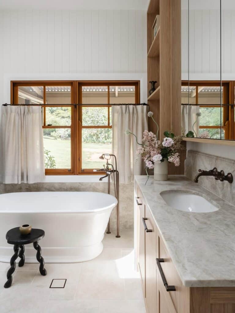 Cottage Freestanding Tub