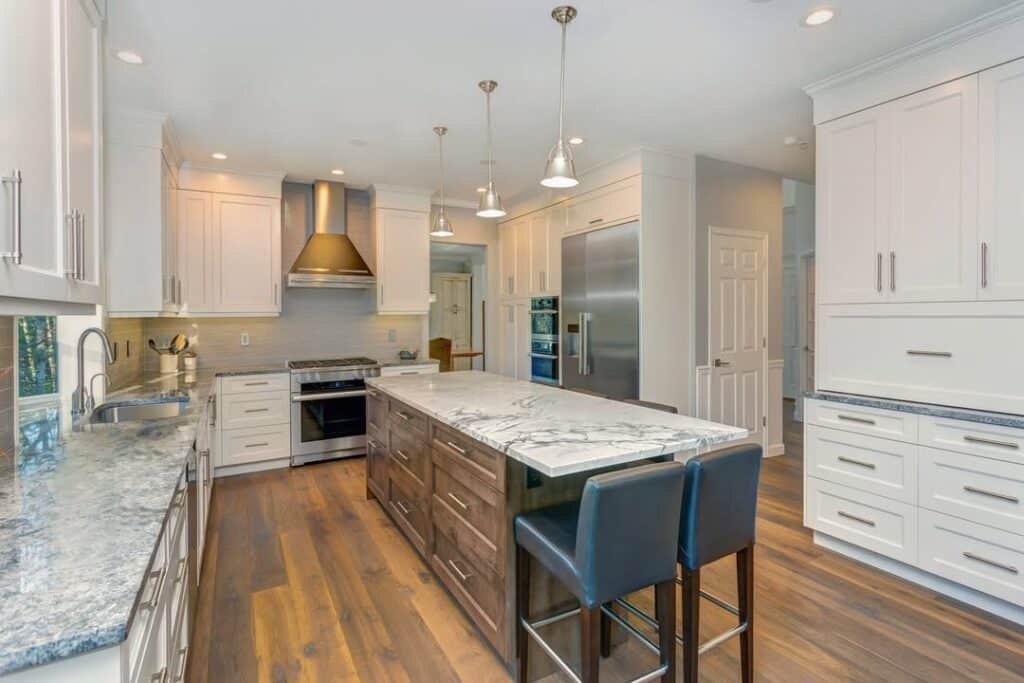 Countertops in Natural Stone