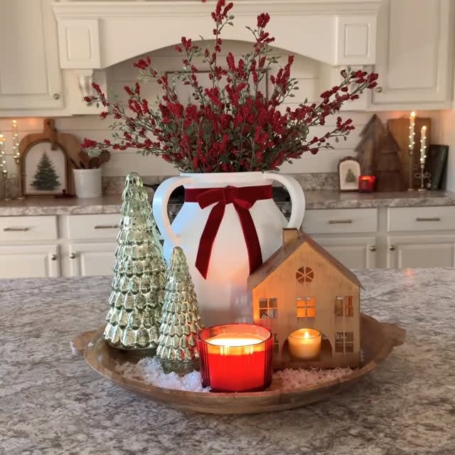 Cozy Cottage Berry Tray