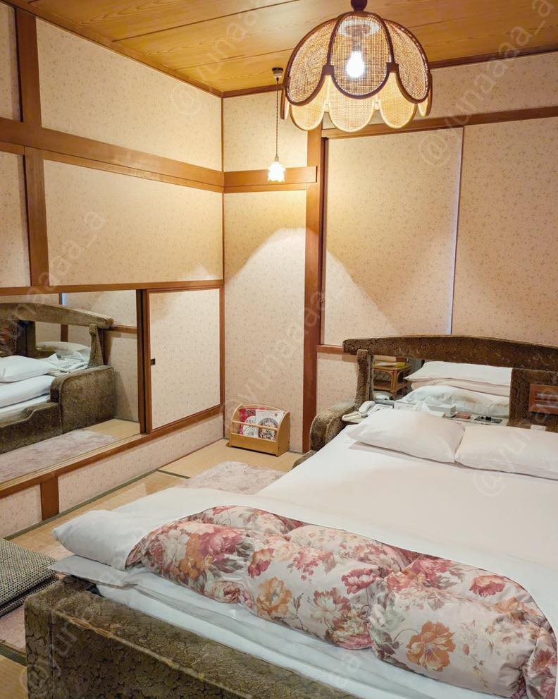 Cozy Japandi Floral Accents