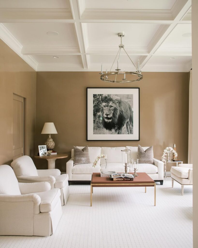 Crisp Safari Lounge in Taupe