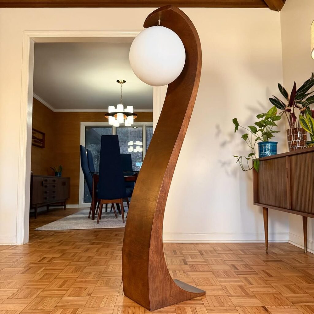 Curved Wood Globe Lamp