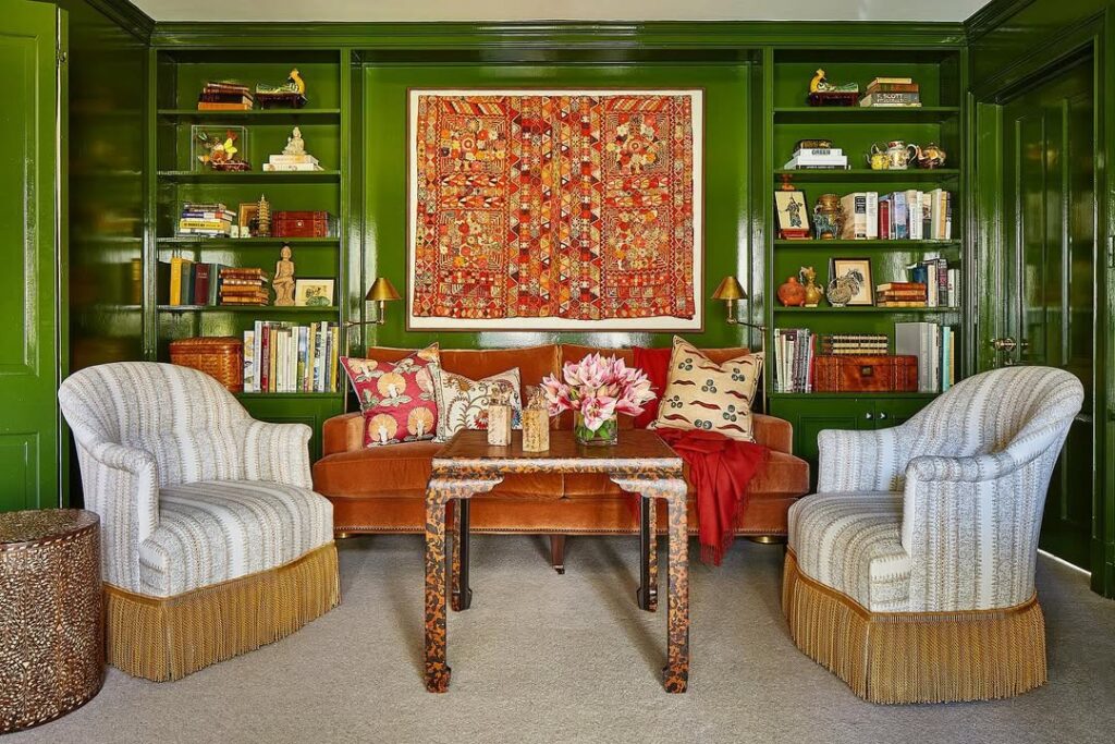 Emerald Lacquer and Amber Velvet
