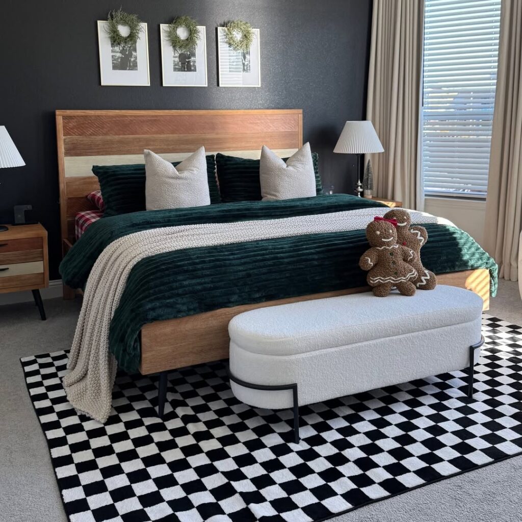 Festive accents on emerald velvet