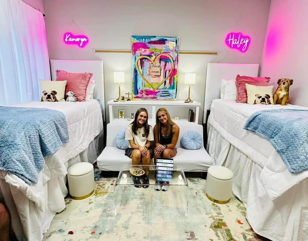 Glam Neon Twin Lounge