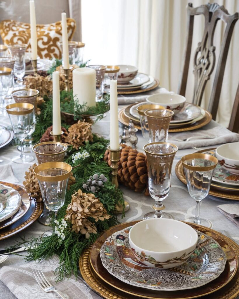 Gold Pinecone Woodland Tablescape