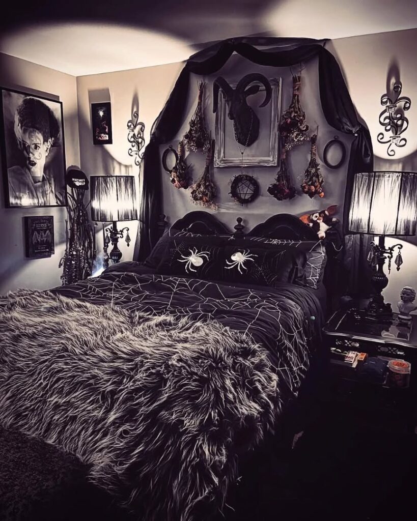 Gothic spiderweb bed