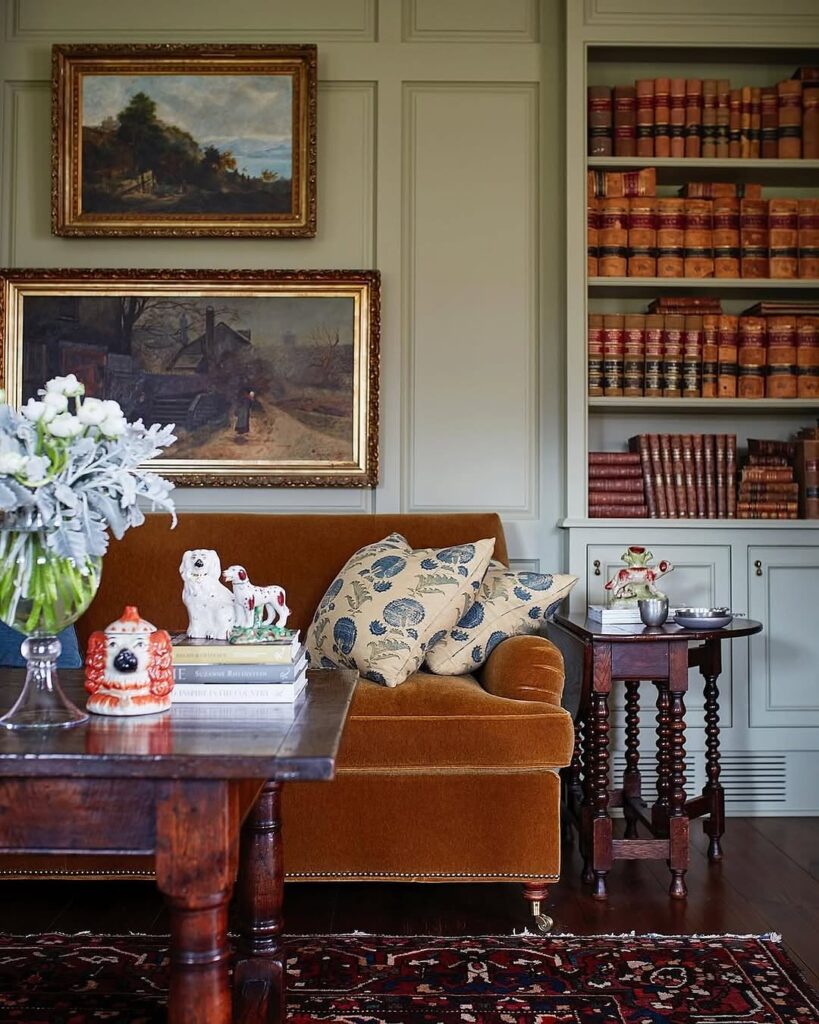 Leather Shelves for an English Study