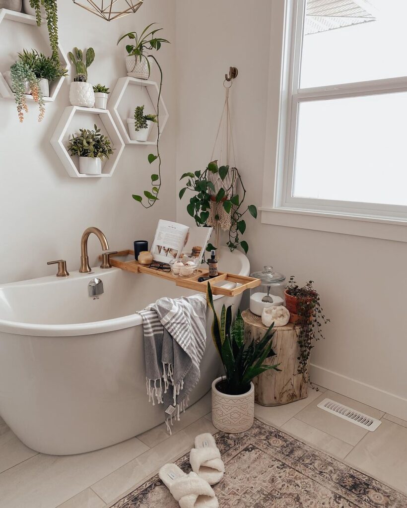 Macramé Plant Tub Corner
