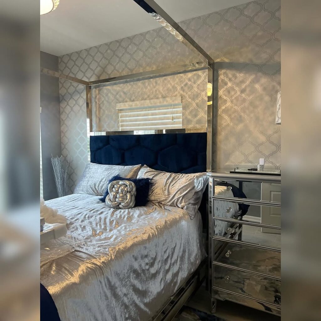 Metallic and Luminous Finishes