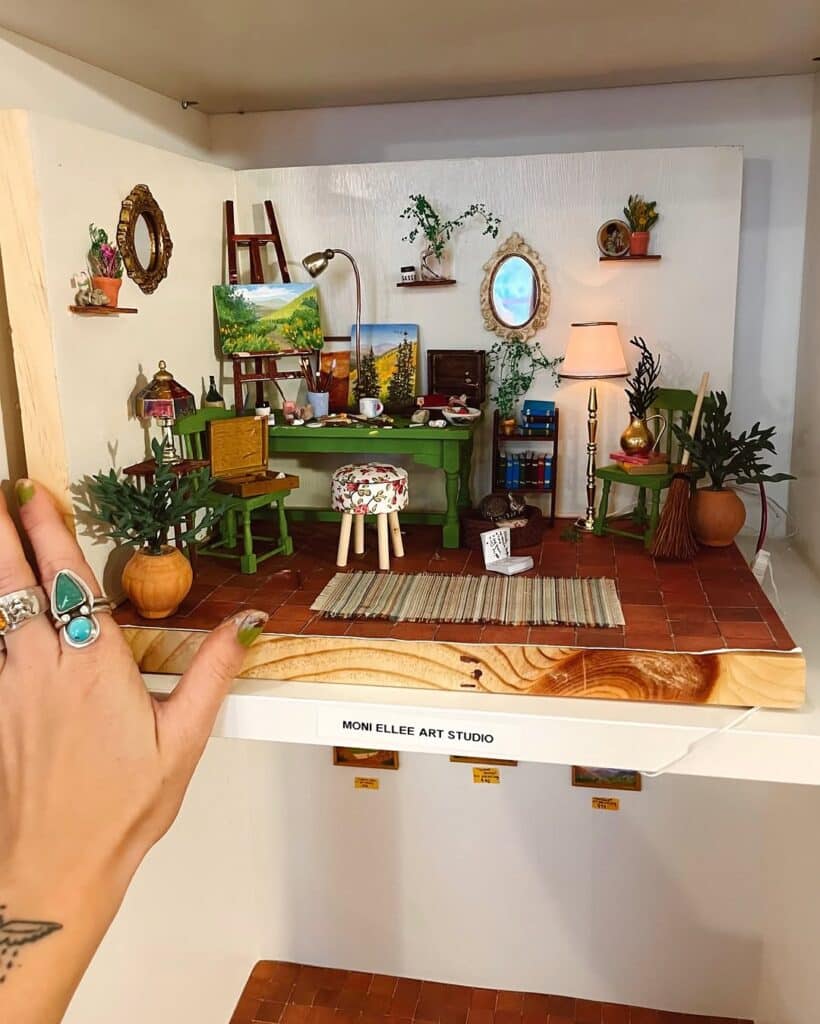 Miniature Art Display